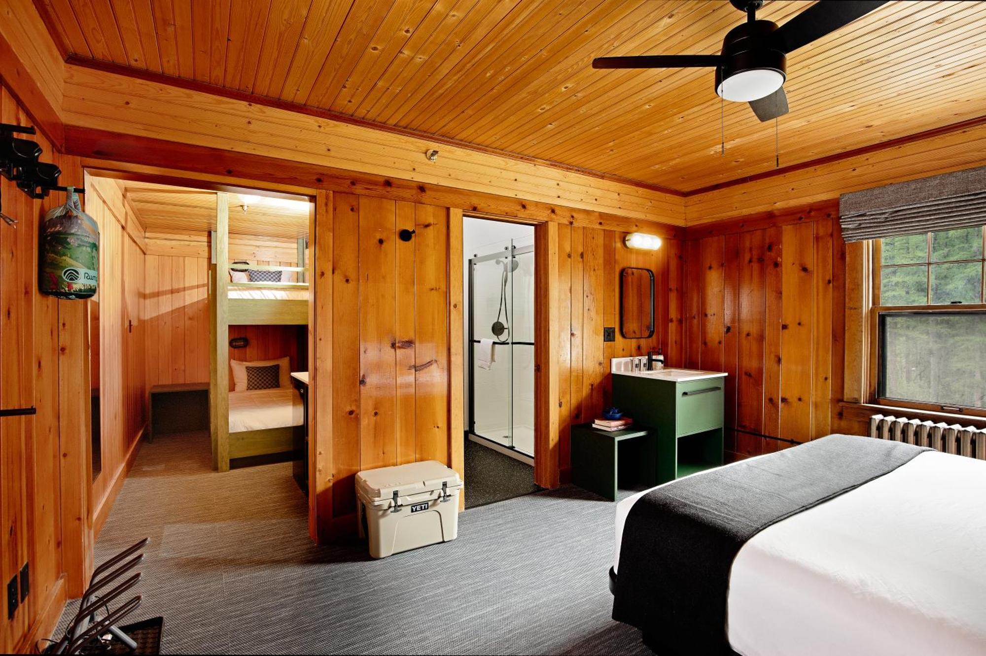 Loge Glacier National Park Essex エクステリア 写真
