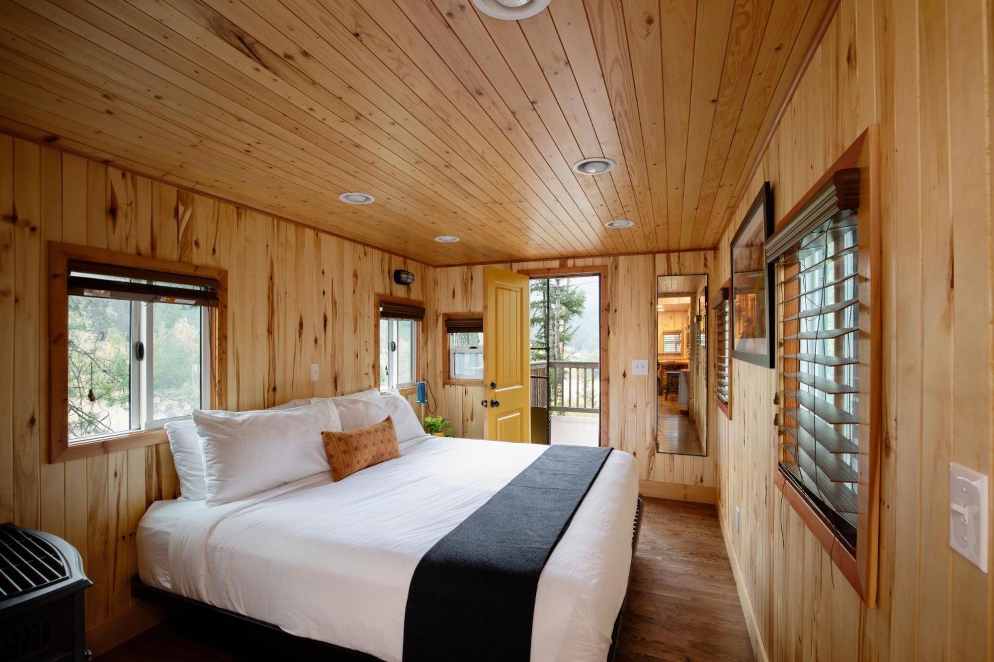 Loge Glacier National Park Essex エクステリア 写真