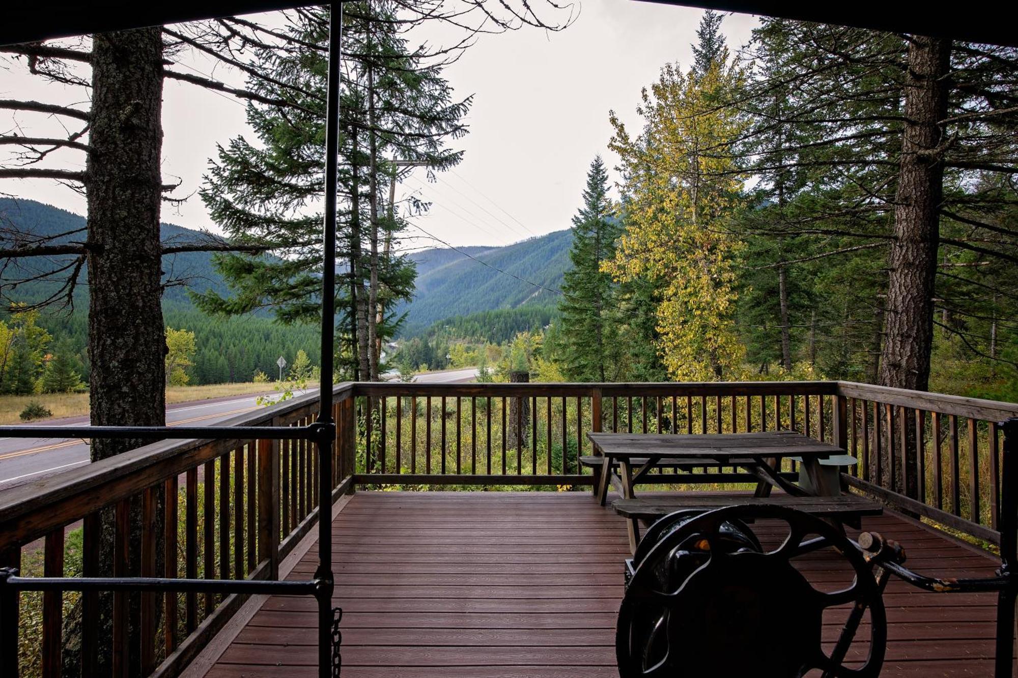 Loge Glacier National Park Essex エクステリア 写真